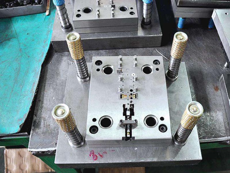 博乐模具制造-01